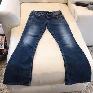 Silver jeans. Suki mid boot